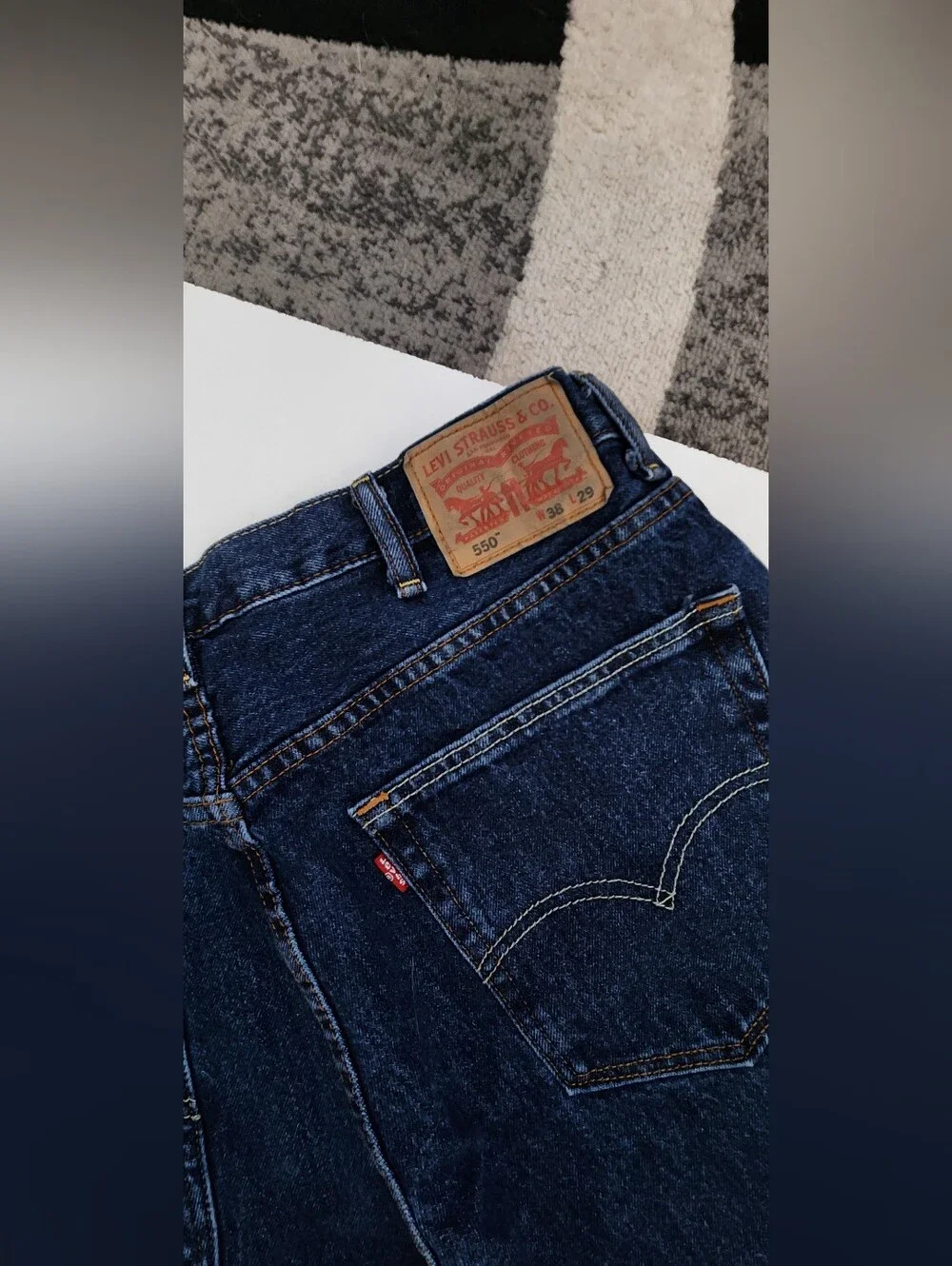Levi's 550 Relaxed Fit Jeans Men's Size W38 L29 Dark Wash